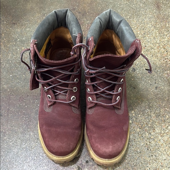 Timberland Burgundy Boots - Picture 1 of 9